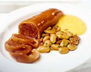 Zampone (Stuffed Pig's Trotters) with Fagioloni & Lamon Beans)
